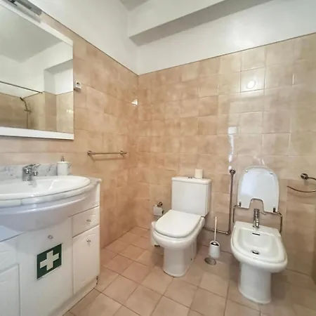 Joao Paulo Ii דירה